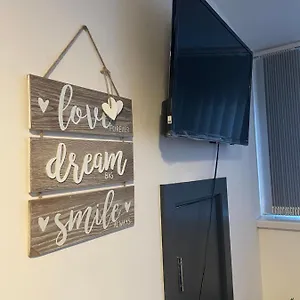  Homestay Elegant Studio1 Netflix Bathroom Close To